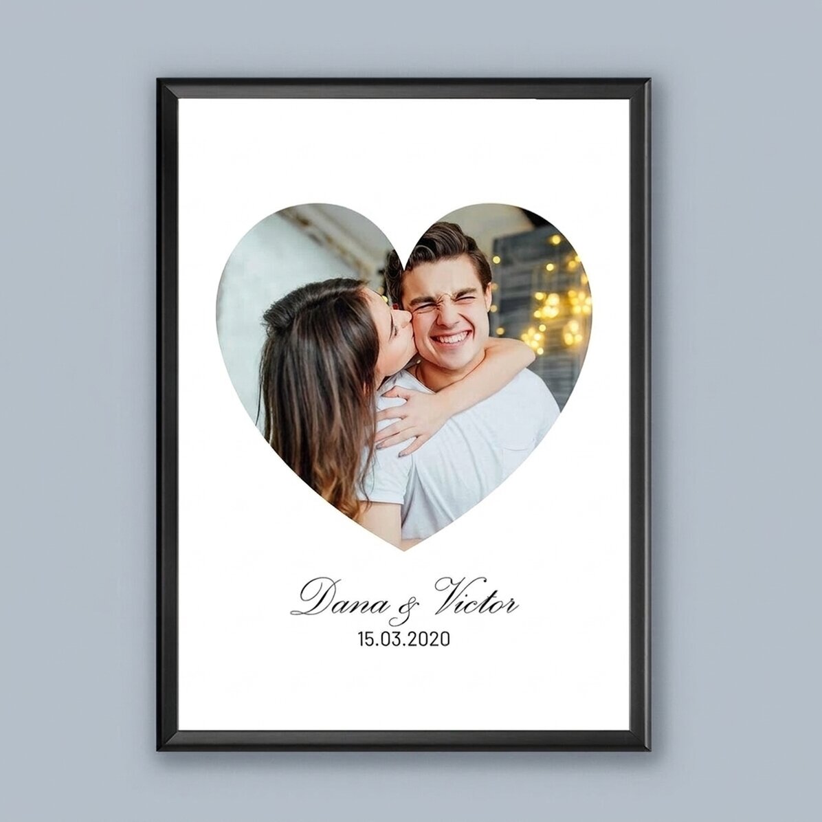 Tableau personnalisé avec une photo en forme de cœur et le texte « Je t