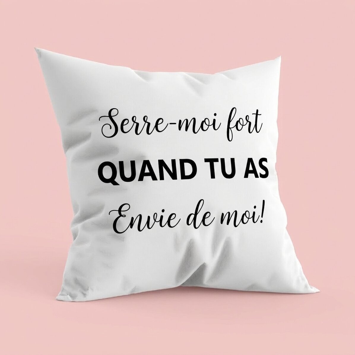 Coussin personnalisé avec inscription - « Hug me »