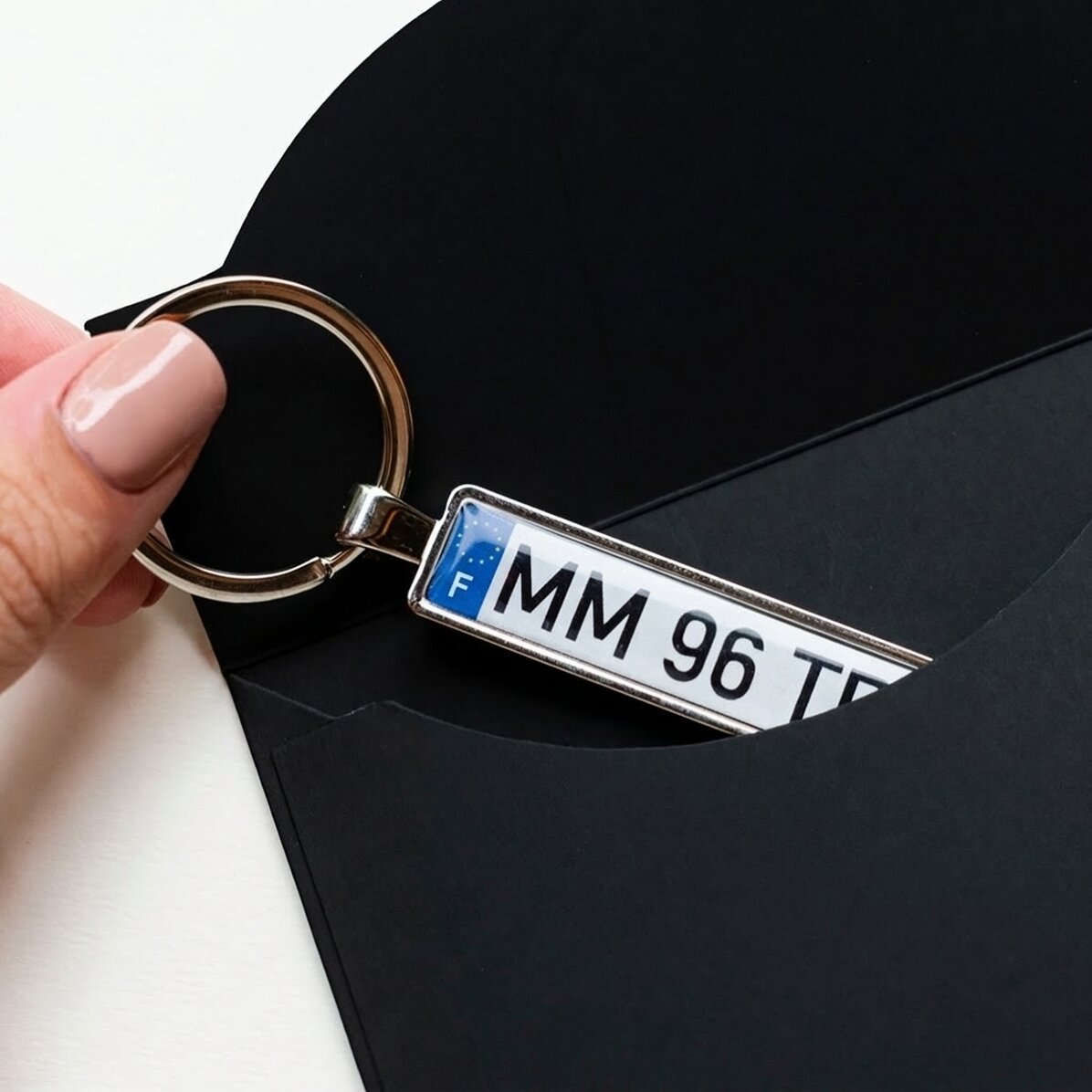 Élégante enveloppe cadeau noire