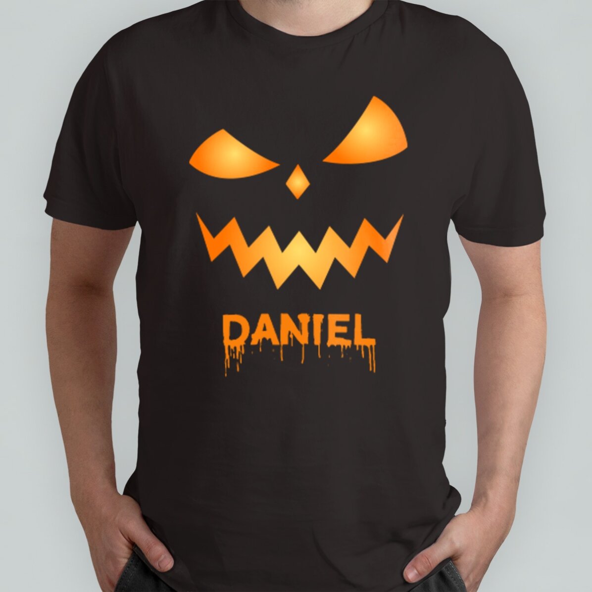 T-shirt en coton personnalisé avec un prénom - Scary