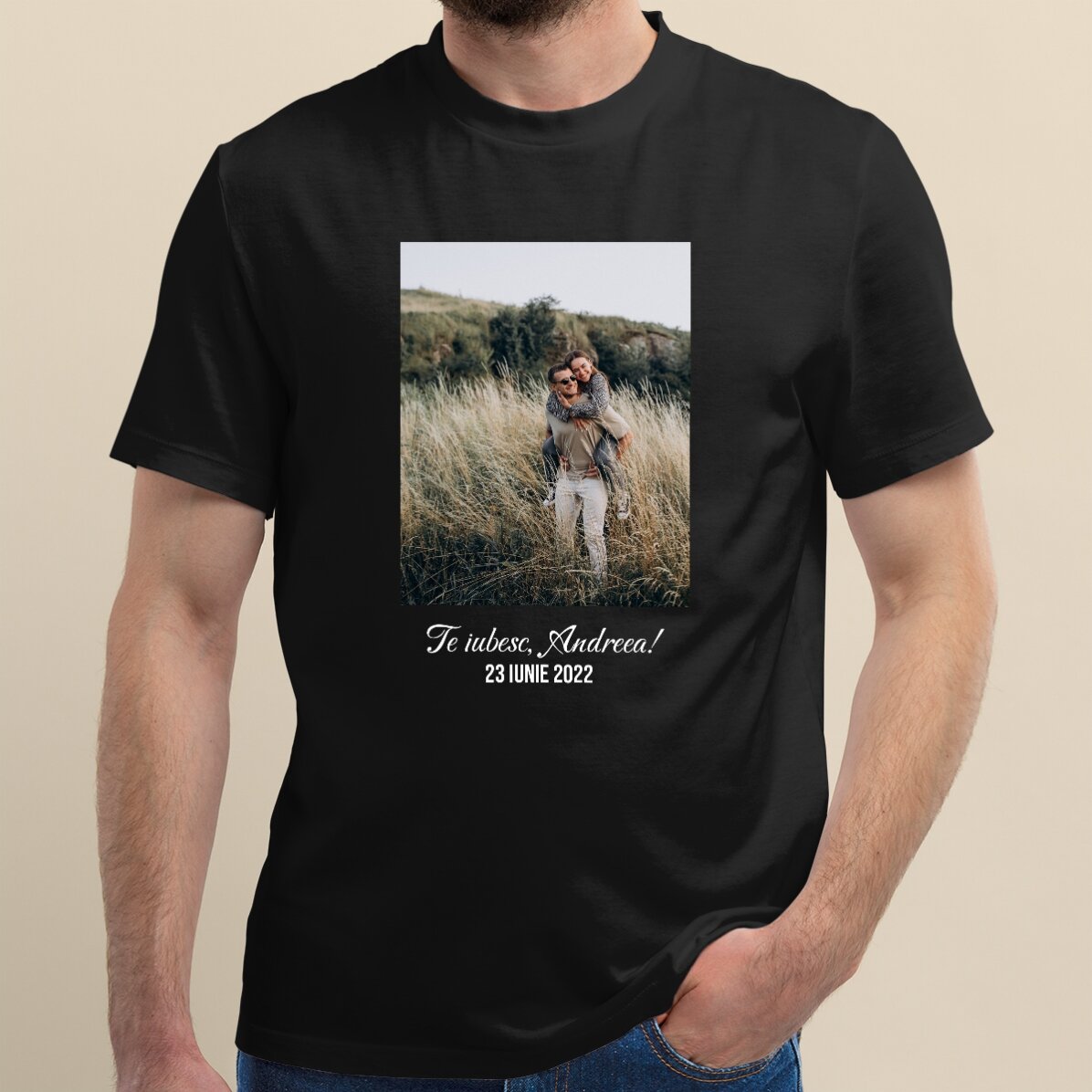 T-shirt en coton personnalisé avec une photo en portrait et un texte