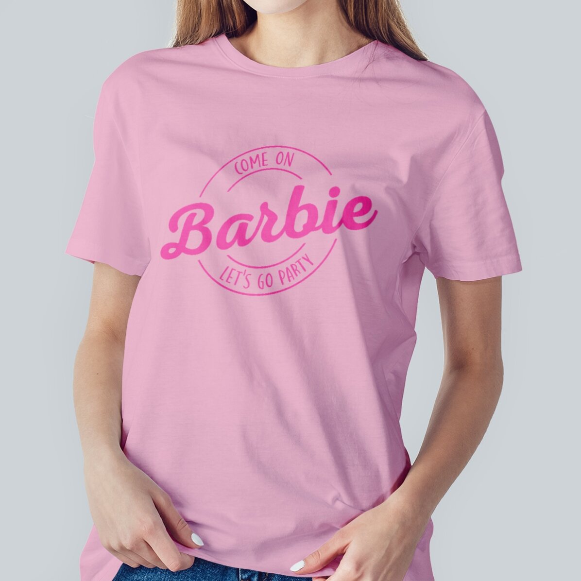 T-shirt en coton personnalisé avec un texte - Barbie