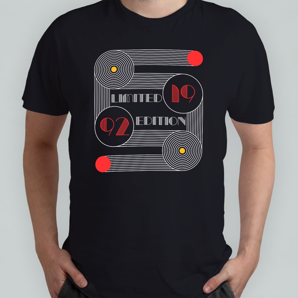 T-shirt en coton personnalisé avec un texte - Bauhaus Birthday