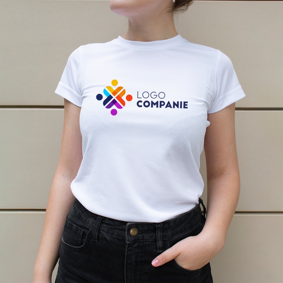 T-shirt de sport personnalisé avec logo en mode paysage