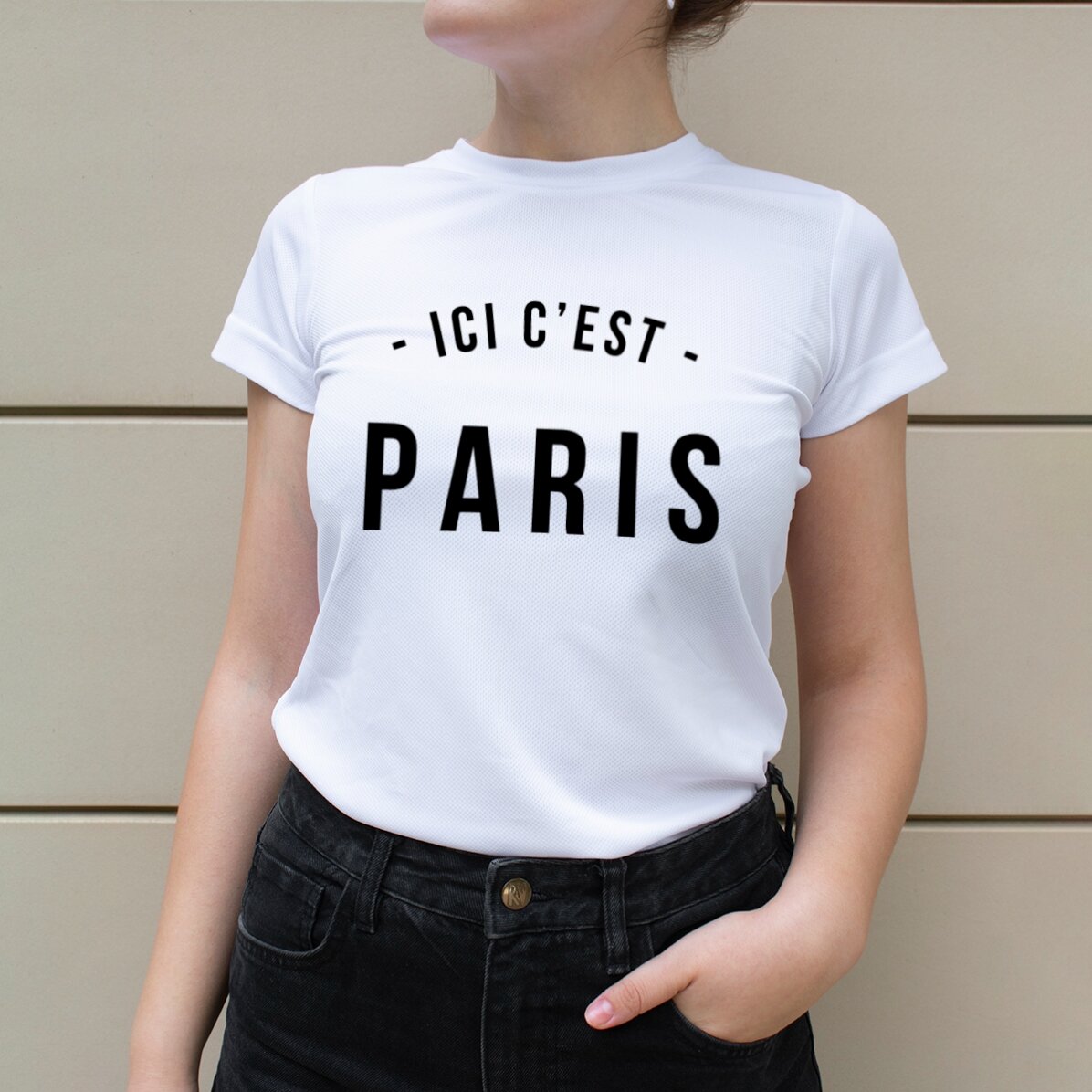 T-shirt de sport personnalisé sur le devant avec un message