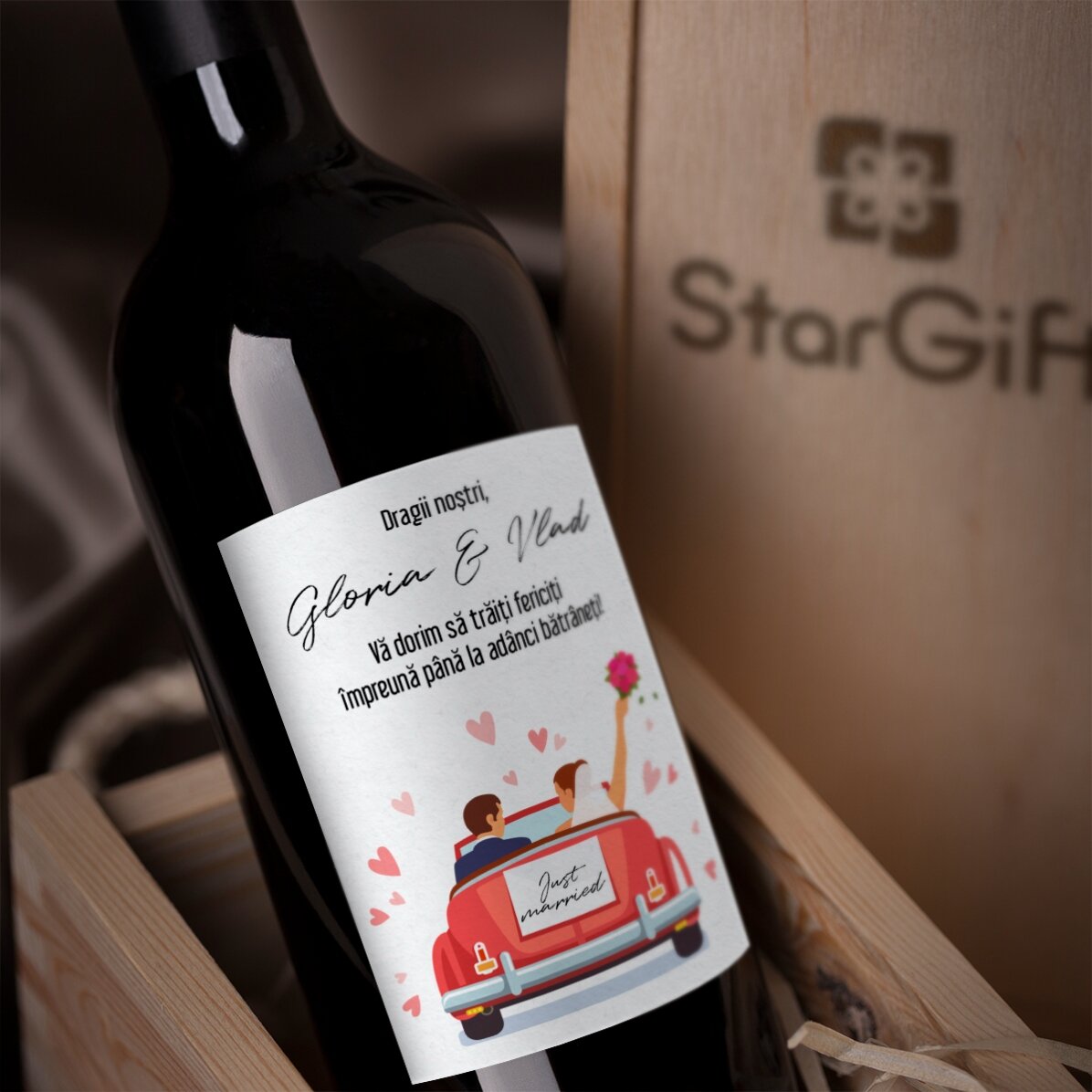 Vin personnalisé avec un message - Jeunes mariés