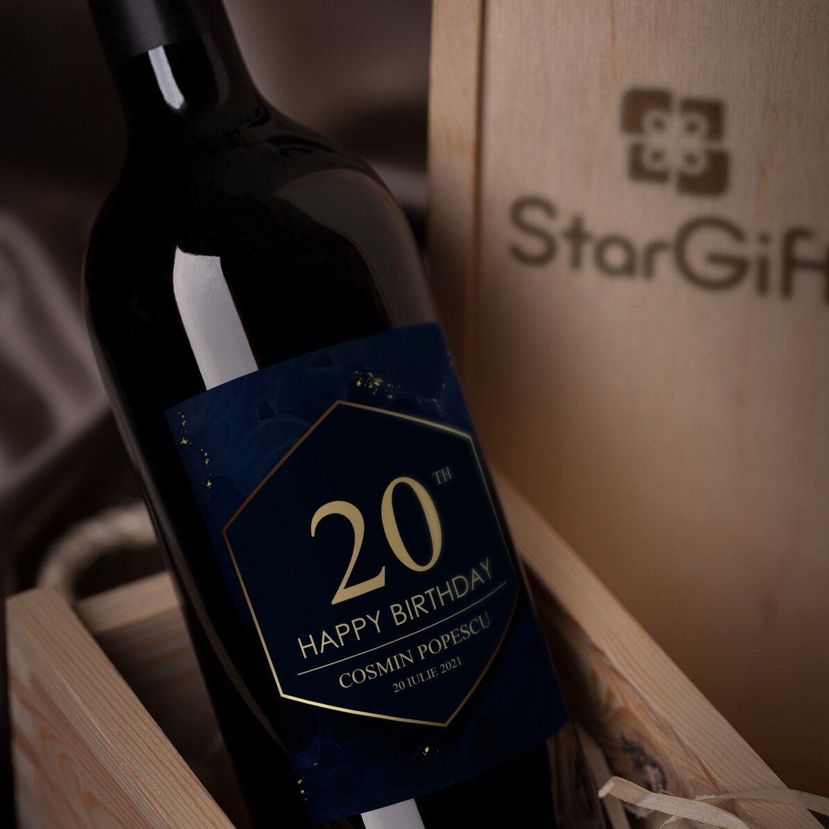 Vin personnalisé avec inscription - « Cheers to your birthday »