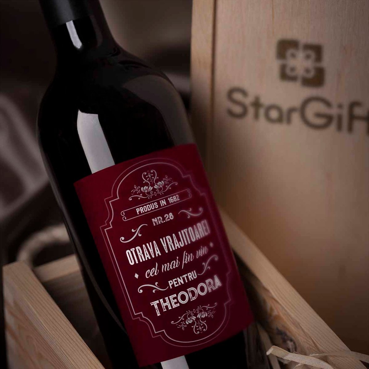 Personalised wine with text - The Witch
